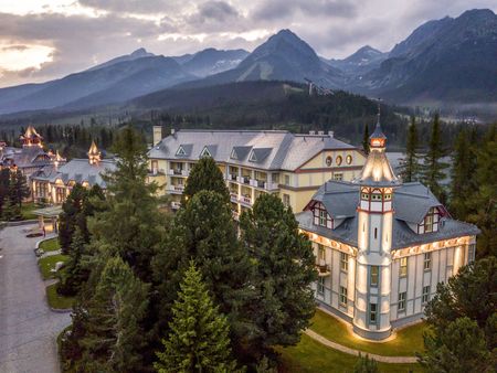 Kalenderobjetzt 2027 - Grand Hotel Kempinski, Slowakei