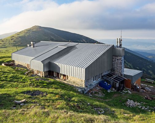 Alpine Hut M. R. Štefánika pod Ďumbierom