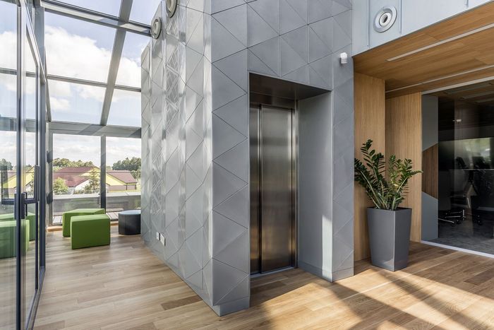 Copyright_Fotomohito_ arch_Agata_Semka