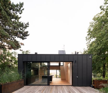 Black House Praha alexshootsbuildings