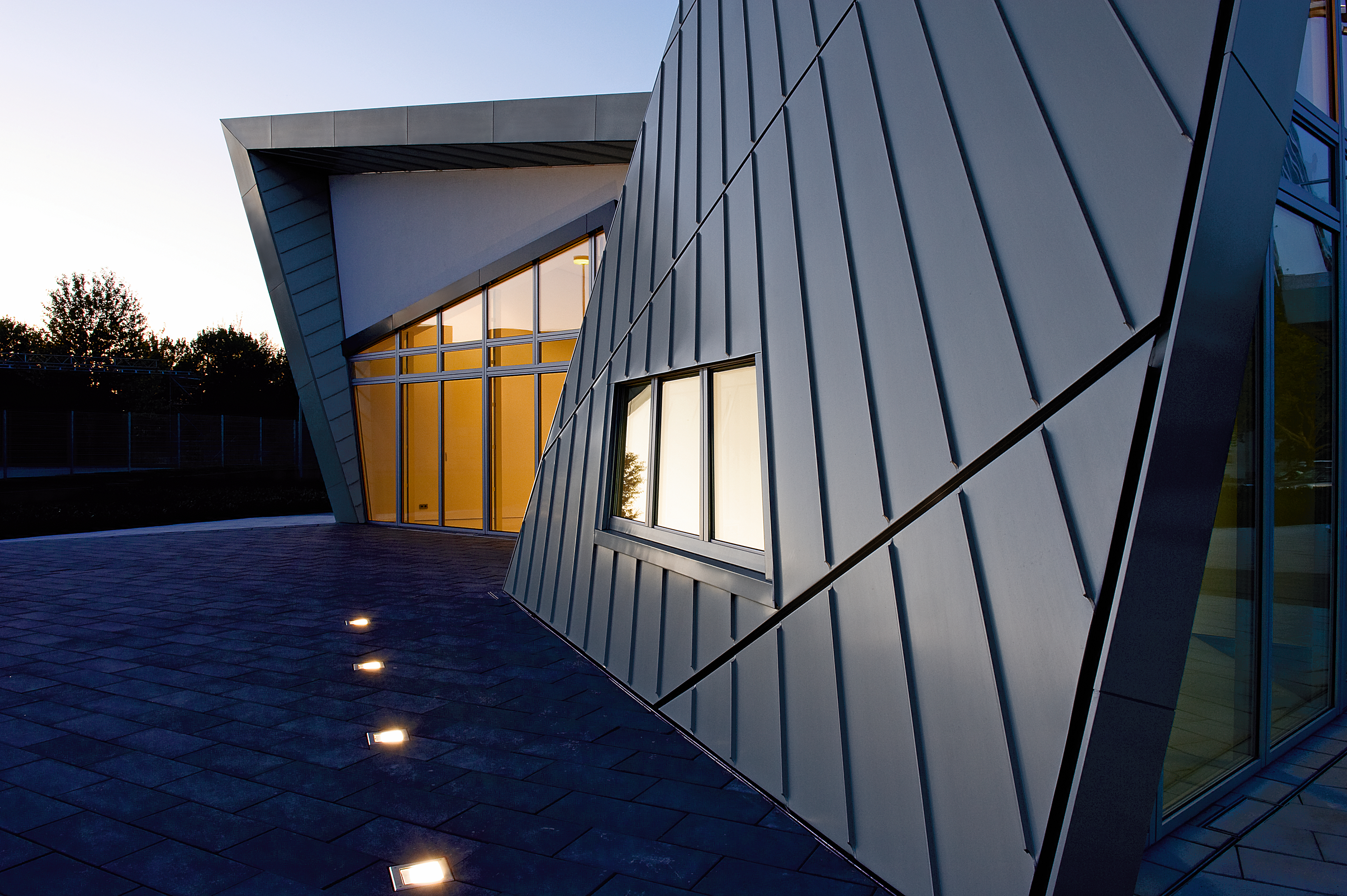 Libeskind Villa, Datteln, střecha a fasáda RHEINZINK- prePATINA blaugrau